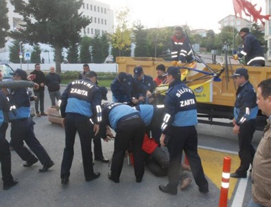 CHP'li Silivri belediyesi işçileri dövdürdü