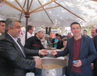 FATİH ÇALIŞKAN - Hisarcık Belediyesi 2 Bin Kişiye Aşure Dağıttı