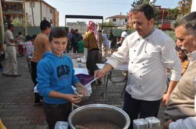 Reyhanlı'da Aşure İkramı