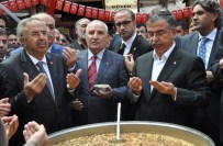 İSMET YıLMAZ - TBMM Başkanı Yılmaz, Vatandaşlara Aşure Dağıttı