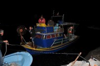 Ege Açıklarında Kurtarılan 7 Kişi Sivrice Limanı'na Getirildi