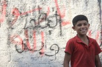 ATIK KAĞIT - Savaş, 385 Bin Suriyeli Çocuğun Okul Hayalini Bitirdi