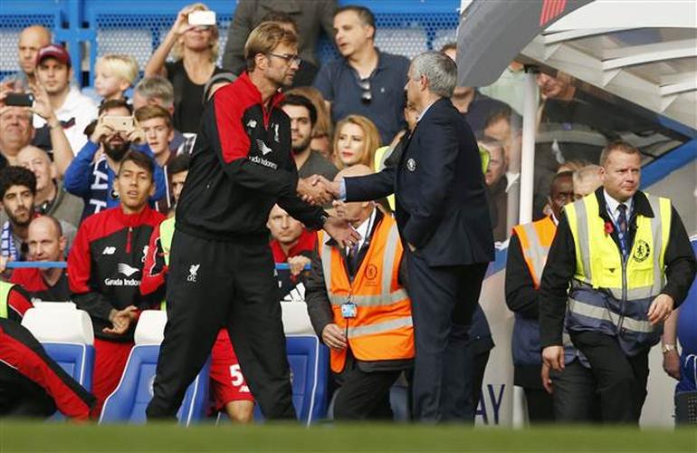 Zor durumdaki Chelsea'ye Liverpool da acımadı