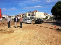 KÜÇÜKKÖY - Ayvalık Belediyesi Armutçuk'ta Yolları Yapıyor