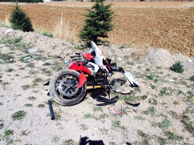 Beyşehir'de Sürat Motosikleti Devrildi Açıklaması 1 Yaralı