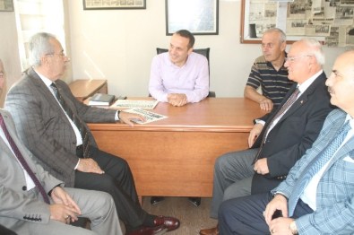 Çakan Ve Erkmen'den Kgd'ye Ziyaret