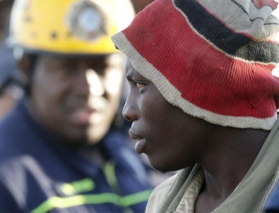 Güney Afrika'da Maden İşçileri Grevde