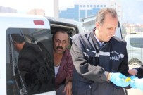 SAKIP SABANCI - Kütahya'da Silahlı Kavga Açıklaması 2'Si Kadın 3 Yaralı