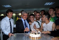 Recep Bölükbaşı'na Sürpriz Doğum Günü