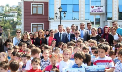 Başkan Genç'ten Çocuklara Sürpriz