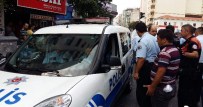 MİNİBÜS DURAĞI - Efeler'de Seyyar Satıcı Zabıta Kavgası Açıklaması 1 Yaralı
