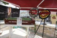 NIYAZI ULUGÖLGE - Ünlü Sanatçı Tomris İncer Son Yolculuğuna Uğurlandı