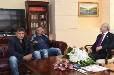Kılıçdaroğlu, Gazi Osman Ünlü Ve Ailesini Ağırladı