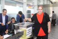 ELAZIĞ HAVALİMANI - 1 Kasım seçimleri için ilk oylar atıldı