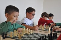 GKV'nin Satranç Ustaları Turnuvalara Hazırlanıyor