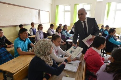 Korkut'un Mesaisi Öğrencilere