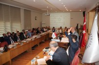 LYS'de İlk 100'E Girene 5 Bin Lira