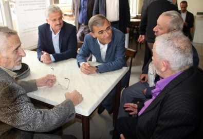 AK Parti Grup Başkan Vekili Mehmet Doğan Kubat Güngören'de