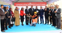 KAĞITHANE BELEDİYESİ - Kağıthane'de Açılış Ve Temel Atma Töreni Bir Arada