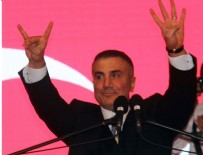 TERÖRE LANET MİTİNGİ - Sedat Peker, AK Parti’yi destekleme çağrısı yaptı.