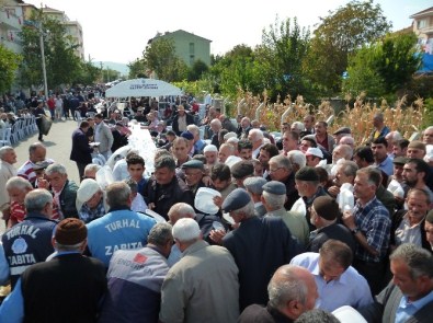 Şehit Uzman Çavuş İçin Okutulan Mevlide Çok Sayıda Vatandaş Katıldı