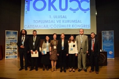 Sosyal Medya, Kadın Ve Örgütsel Yönetim Vurgusu