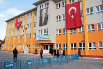 Cumhurbaşkanı Erdoğan'ın Oy Kullanacağı Okulda Yoğun Güvenlik Önlemi