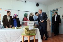 SÜMEYYE ERDOĞAN - Cumhurbaşkanı Erdoğan Oyunu Saffet Çebi İlkokulu'nda Kullandı