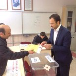 AK PARTİ İL BAŞKANI - İlk Oyu AK Parti İl Başkanı Tanrıver Kullandı