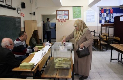 Manisalılar Sandığa Gitti