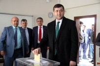 ŞEHİT BİNBAŞI - MHP İl Başkanı Baki Ersoy Oyunu Kullandı