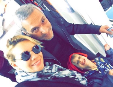 Ünlülerden seçim hatırası