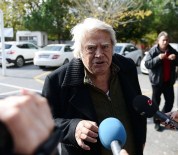 CÜNEYT ARKIN - Ünlü Oyuncu Cüneyt Arkın Eşiyle Birlikte Oyunu Kullandı