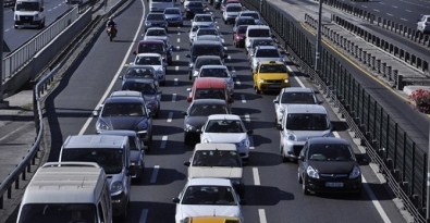 Aydın'da Araç Sayısı 381 Bin 84 Oldu