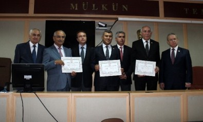 CHP'Li Vekiller Mazbatalarını Aldı