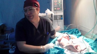 Dokuzu Beş Geçe Doğdu, Göbek Adı Mustafa Oldu