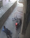 VALİDE SULTAN - Motosiklet Hırsızı Güvenlik Kamerasında