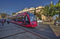 İPEKBÖCEĞİ - Bursa'da Tramvay Hattına Park Edenlere Hapis Cezası Geliyor