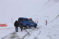 OVİT TÜNELİ - Doğu Karadeniz'de Kar Yağışı