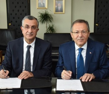 Büyükşehir Belediyesi'nden Radyoterapi Hastalarına Yardım Eli