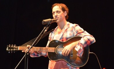 Duman'ın Solisti Kaan Tangöze'den Muhteşem Konser