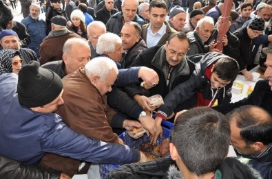 Sivas'ta 'Birlik Aşuresi' İzdihamı