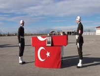 AHMET ÇELIK - Şehit Astsubay Başçavuş Çelik son yolcuğuna uğurlandı