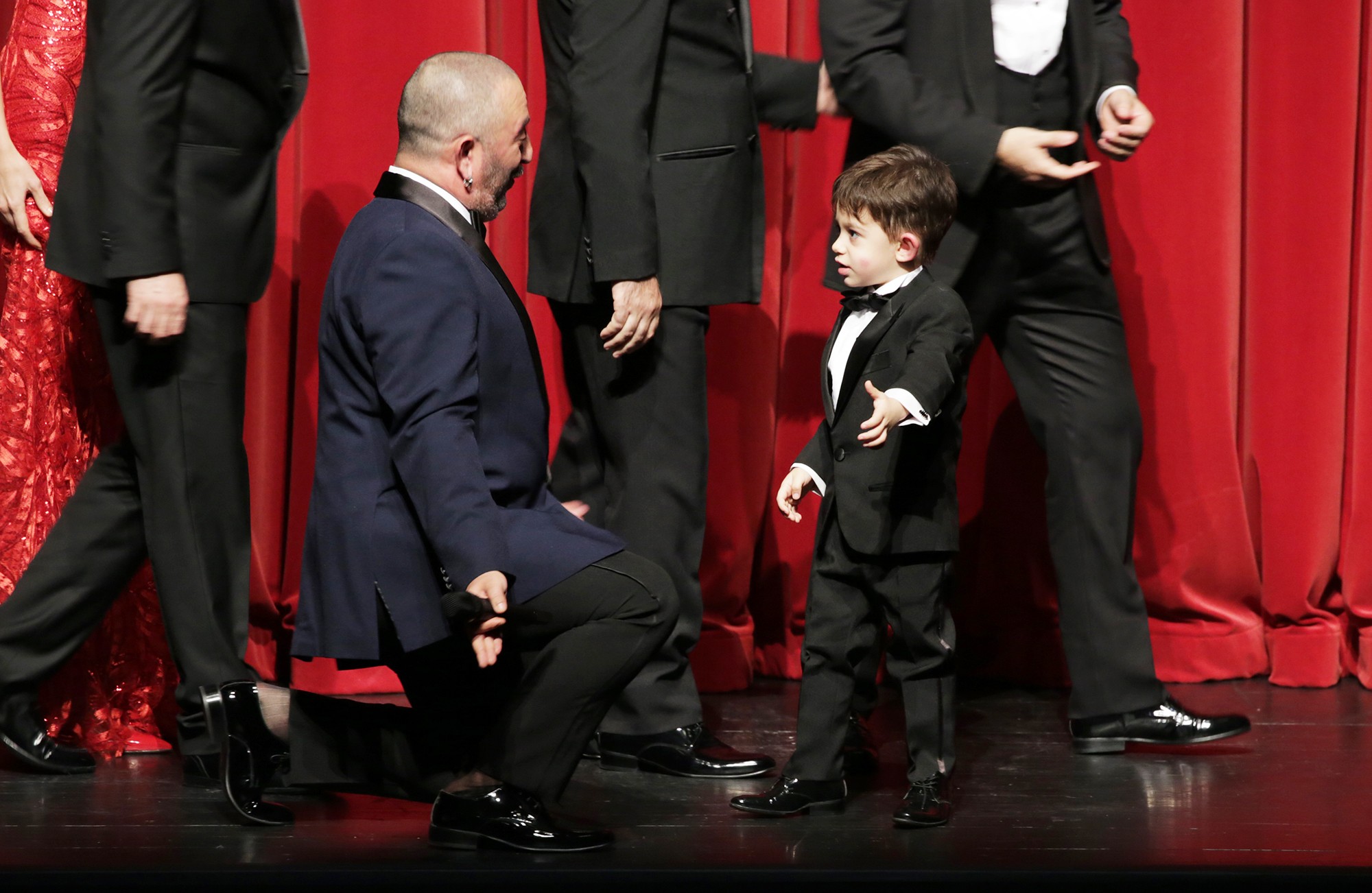 Galaya 'Küçük Cem Yılmaz' damga vurdu