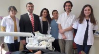 İMPLANT - Alaşehir'de Diş Hekimleri Göreve Başladı
