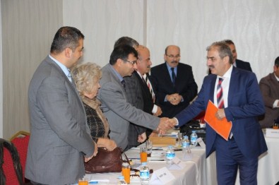 Başkan Dinç Okul Müdürleriyle Görüştü