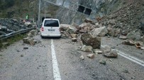 BELEDIYE VANSPOR - Belediye Vanspor Taraftarlar Derneği Başkanı Rençber, Trafik Kazası Geçirdi