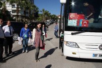 Çinli Lidere Sevgi Gösterisine Polis Engeli