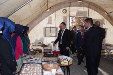 İmam Hatip Lisesi Öğrencileri Kermes Düzenledi