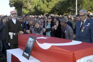 Trakya'da On Binler Şehidini Uğurladı